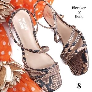 Bleecker & Bond Strappy Snake Print Sandal 2in Heels Sz 8m